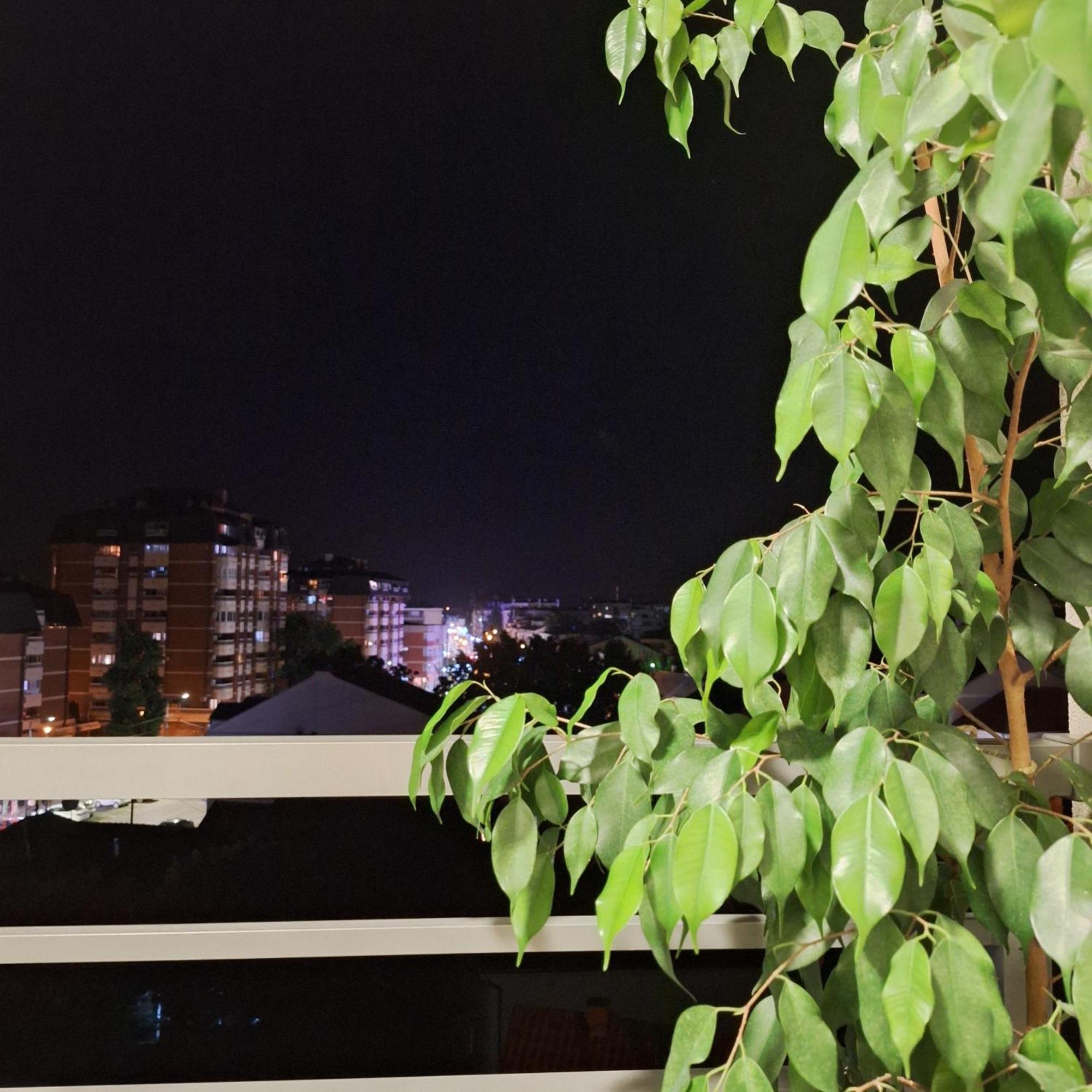 Stan Na Dan Aurora Apartment Pozarevac Bagian luar foto