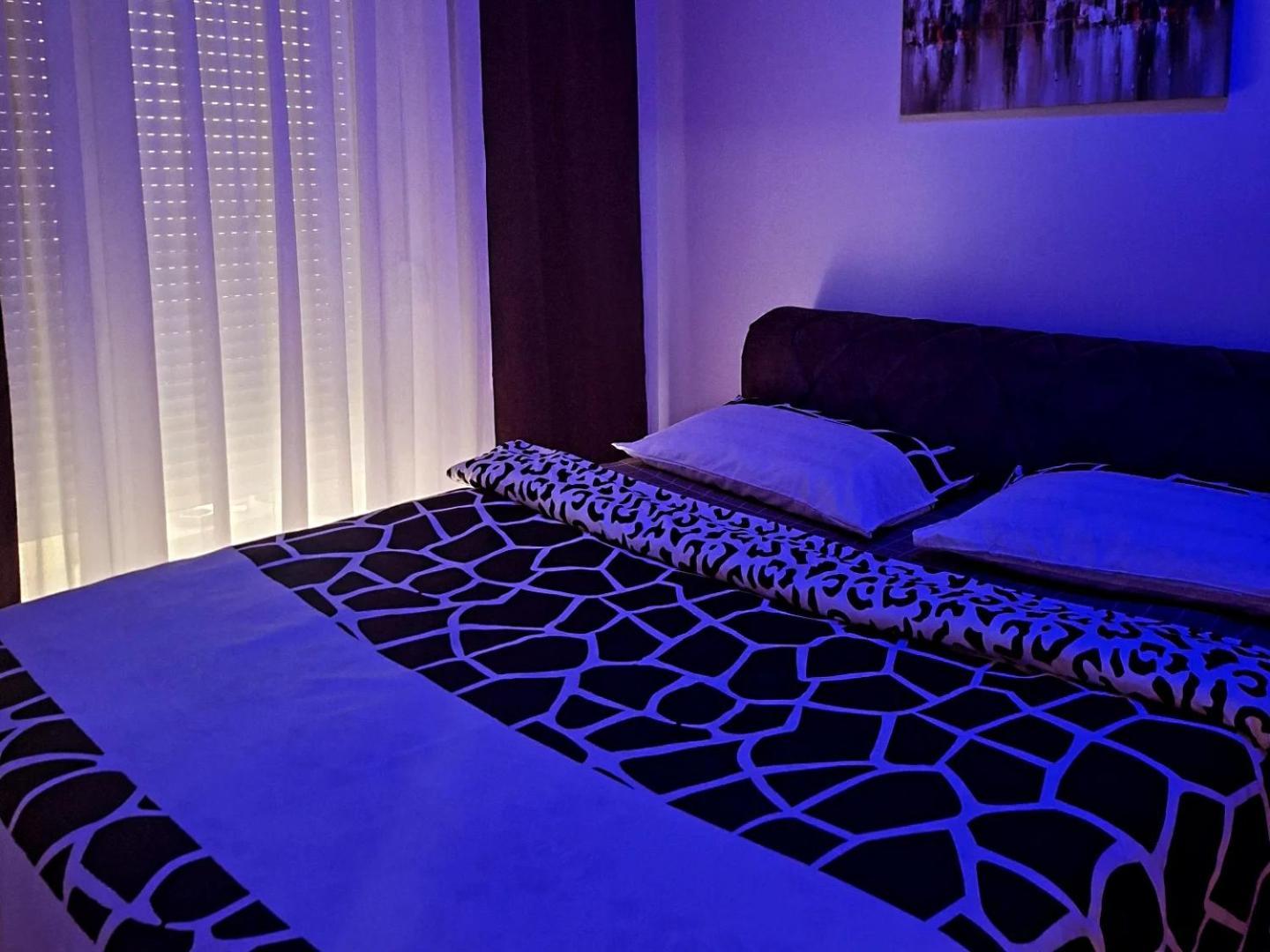 Stan Na Dan Aurora Apartment Pozarevac Bagian luar foto